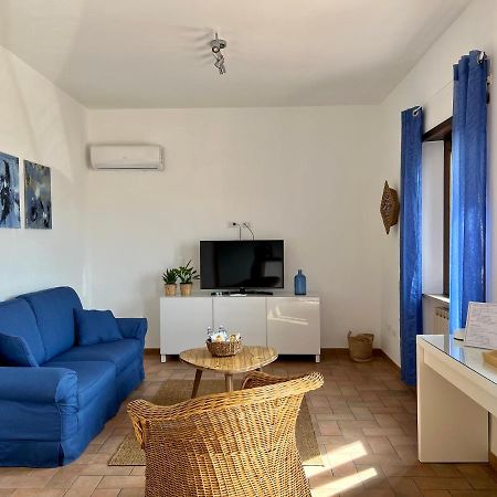 Sea Breeze House Apartment Фиумичино Екстериор снимка
