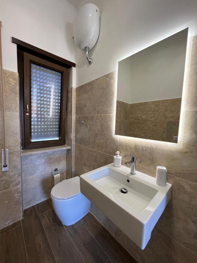 Sea Breeze House Apartment Фиумичино Екстериор снимка