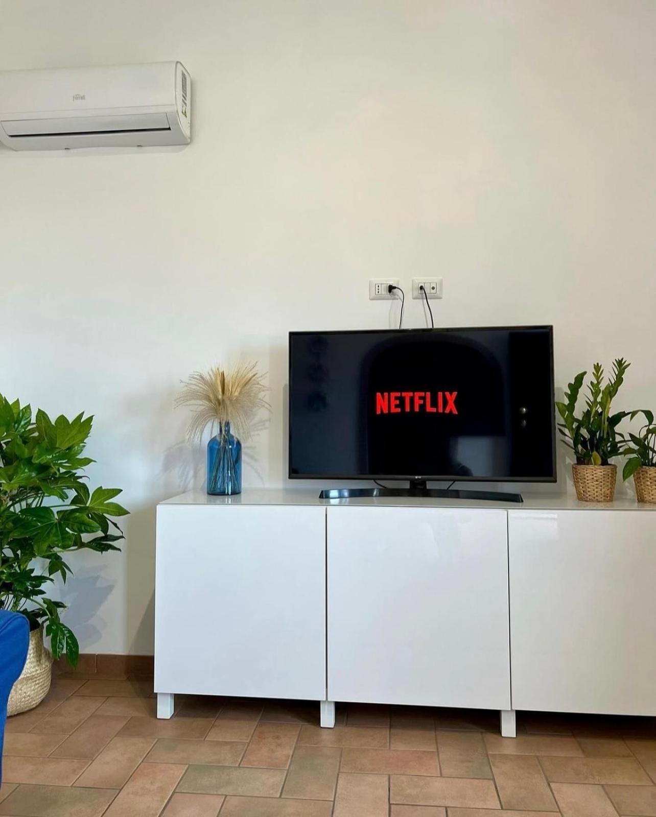 Sea Breeze House Apartment Фиумичино Екстериор снимка